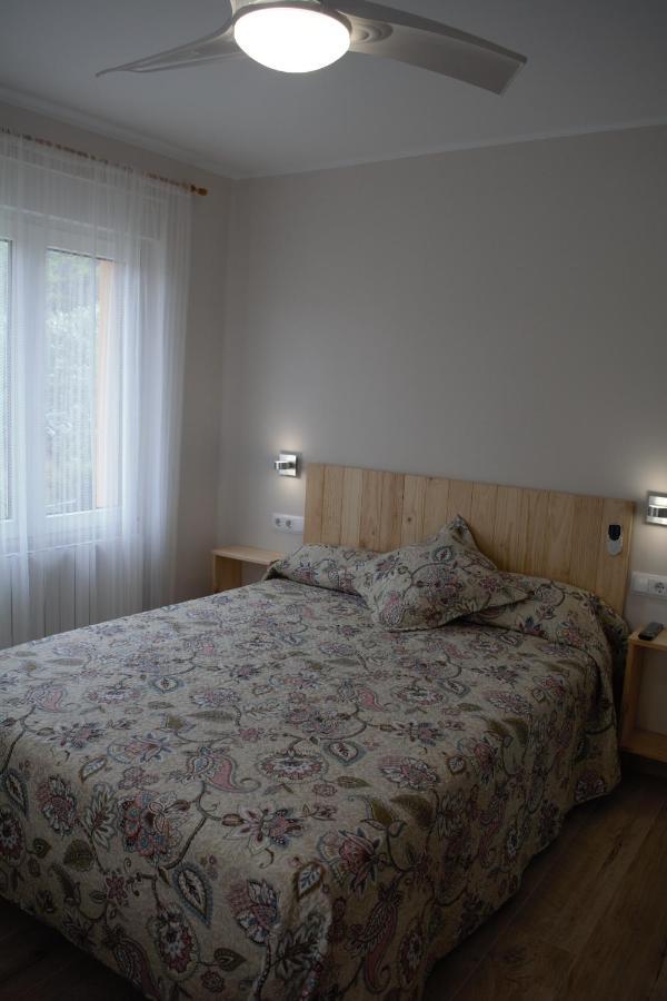 B&B Los Llanos Estella Exterior photo